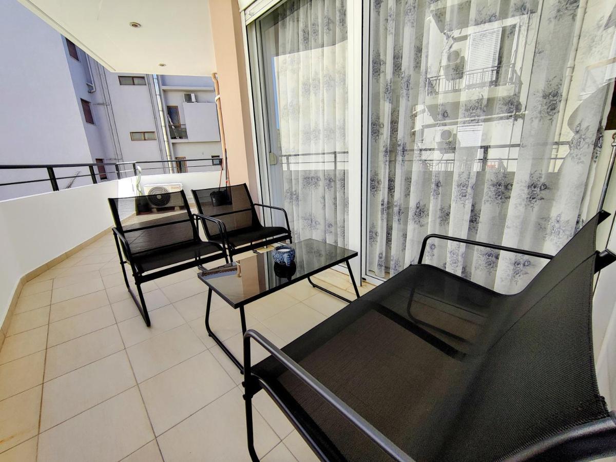City Center Oasis In Light Green Iraklio Exterior foto